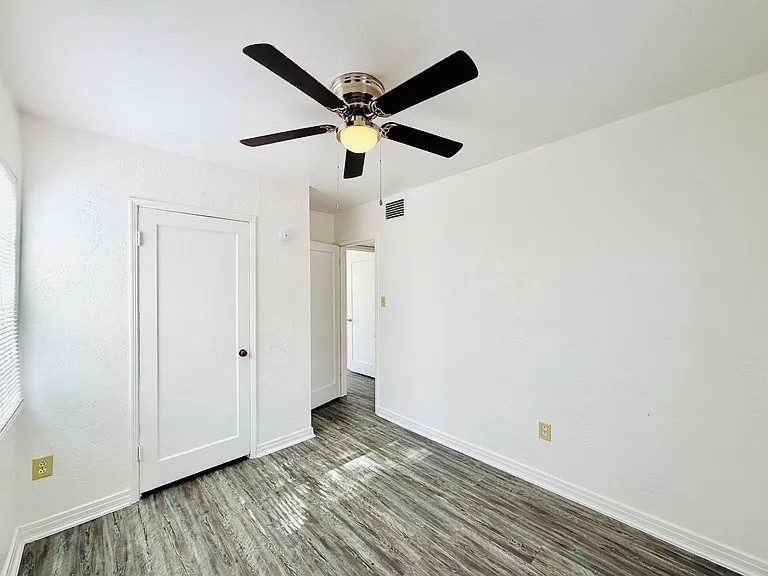 Timrod4134-4136 — Photo 13