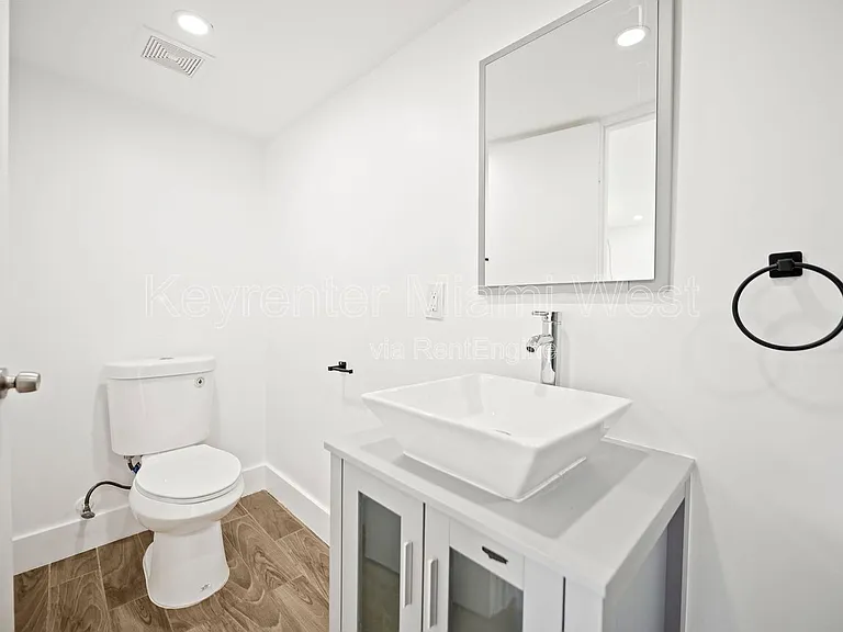10990 NW 18th Ave #2 — Photo 19
