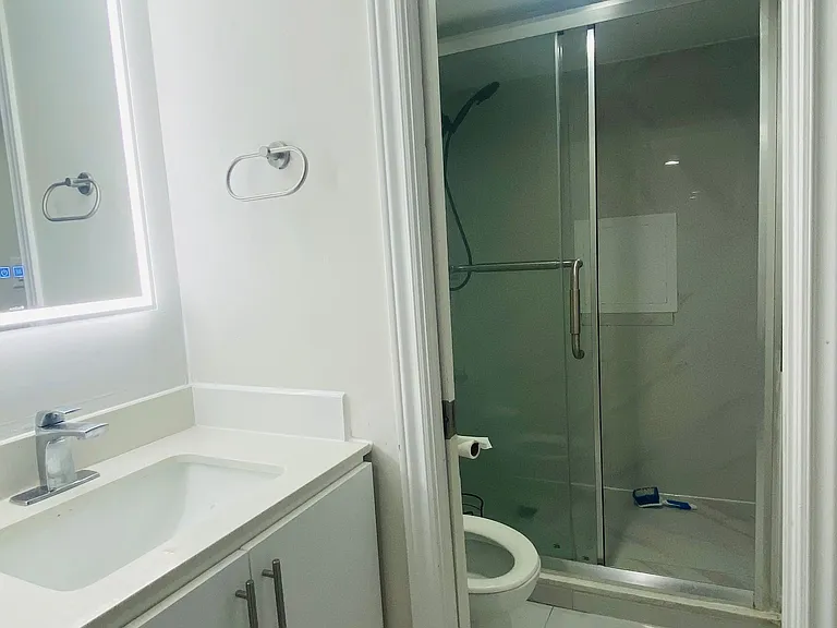 108 Jones Ave #LOWER — Photo 9