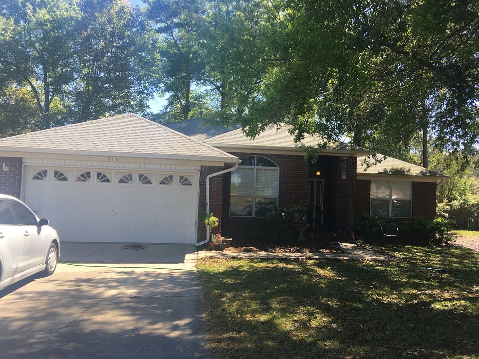 1st image of 716 Jester Ct