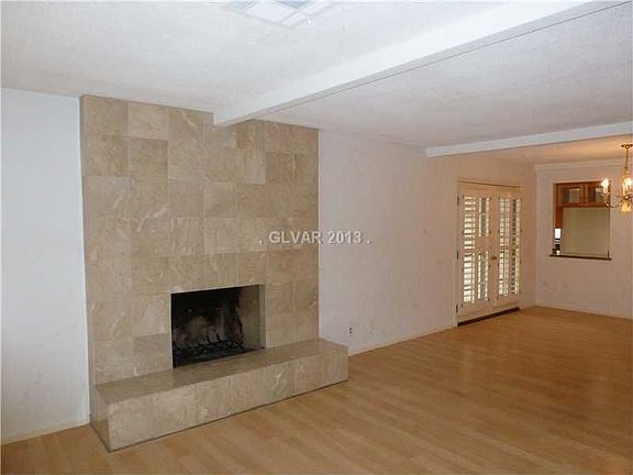 3rd image of 2121 Plaza De La Candela