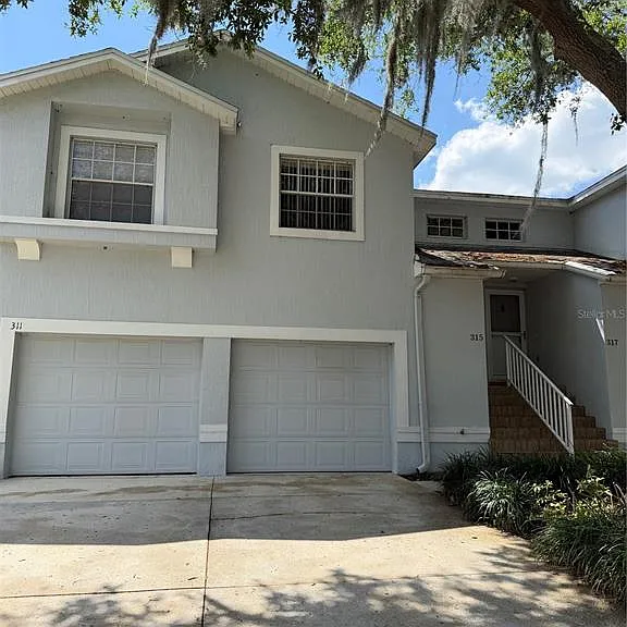 315 Eagle Ridge Dr — Photo 2
