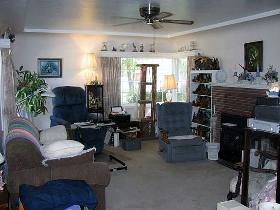 3rd image of 2287 Grove Ave
