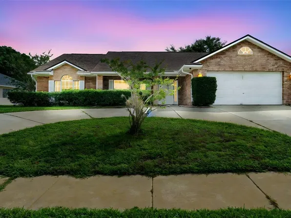 40 Hollow Pine Dr, Debary, FL 32713