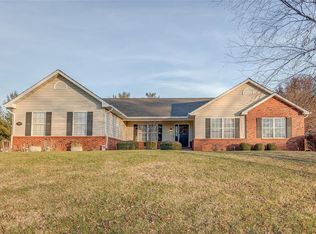 7350 Timberwolf Trl, Fairview Heights, IL 62208