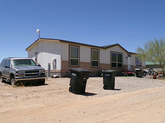 3rd image of 218 Gompers Cir