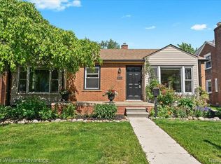 11016 Arden St, Livonia, MI 48150