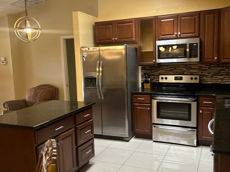 4106 Fonseca Ave — Photo 9