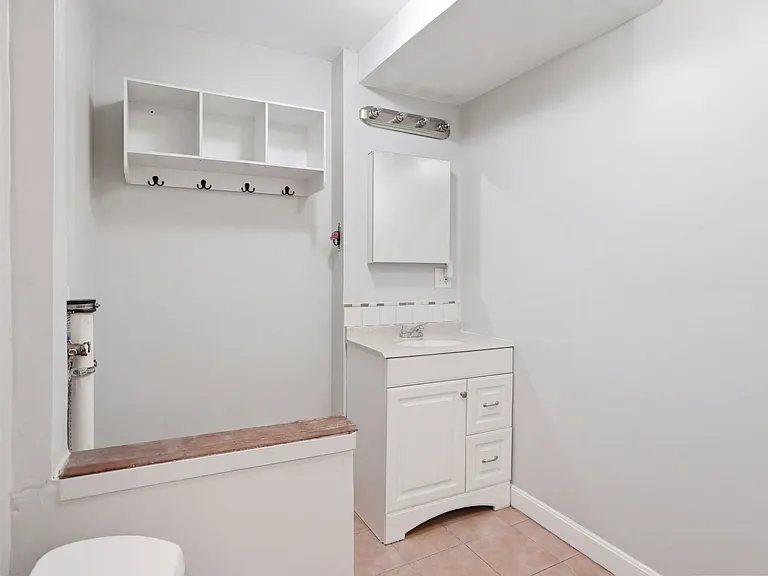 22 Symphony Rd #1 — Photo 6