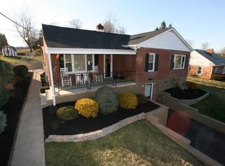 366 Linden Dr, Staunton, VA 24401