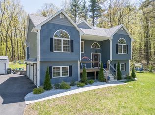 45 Secret Lake Rd, Phillipston, MA 01331