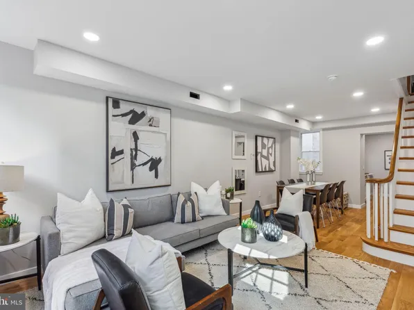 2415 Olive St, Philadelphia, PA 19130