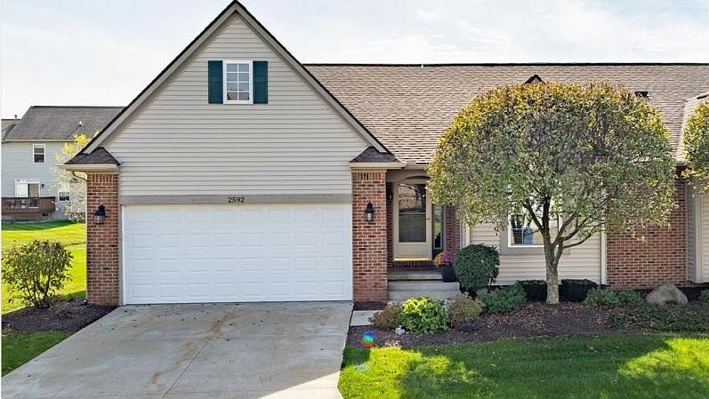 2nd image of 2592 Katsura Ln