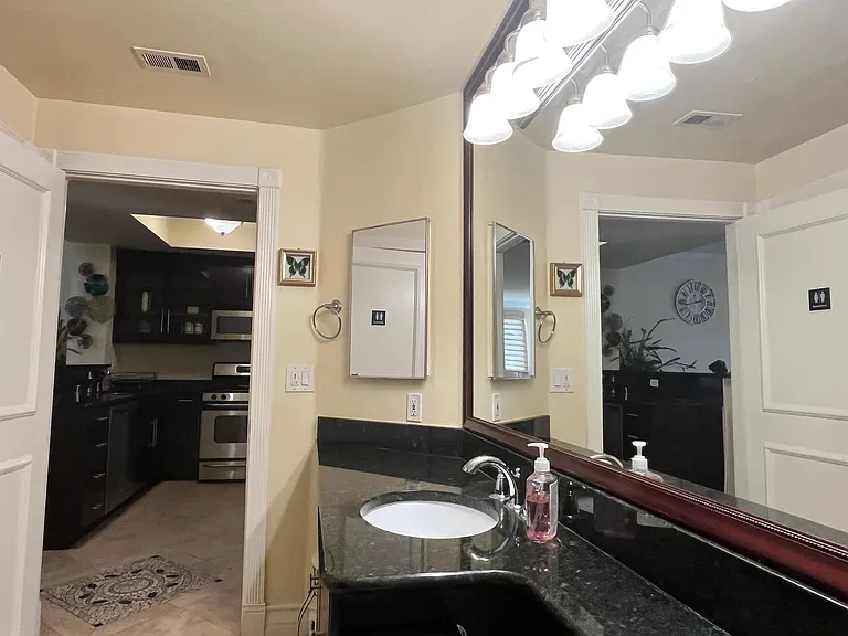 270 E Flamingo Rd #122 — Photo 6