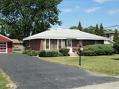 8014 S 82nd Ct photo 1