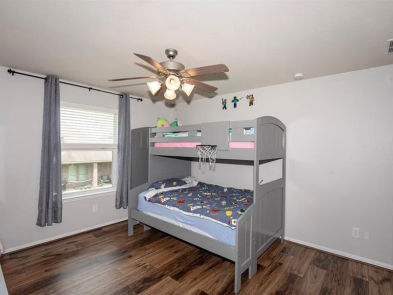 2110 Stonehollow Ct — Photo 23