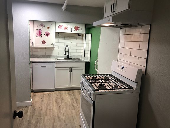 Spacious kitchen