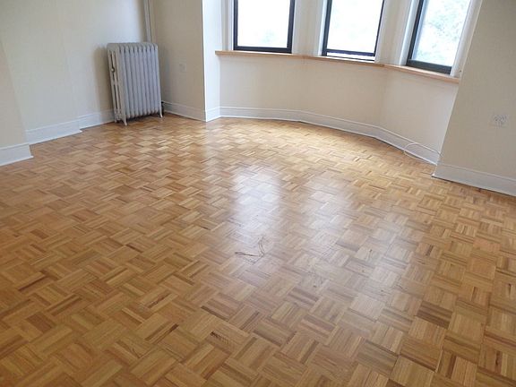2nd image of 224 W 82nd St #4