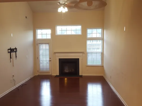 9428 Alice McGinn Dr, Charlotte, NC 28277