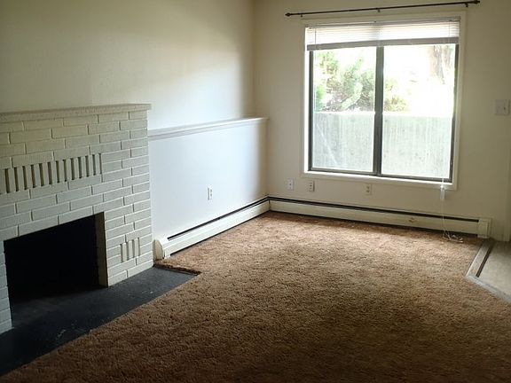 5th image of 810 Spartan Dr APT 1