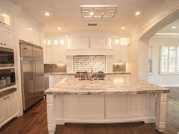 5th image of 24812 Los Altos Dr