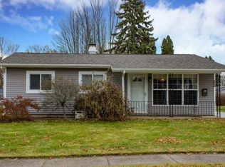 4046 Winthrop Dr, South Bend, IN 46614