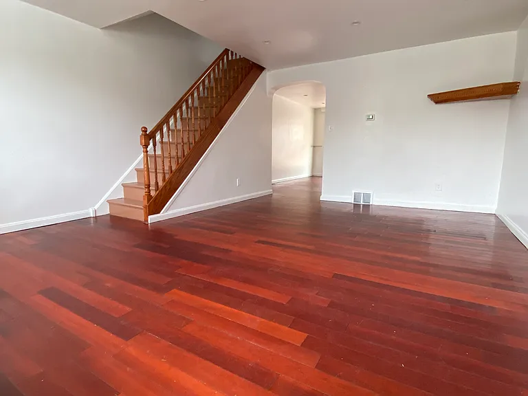 8732 Ditman St — Photo 3