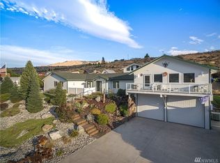 100 W Emerson Dr, Orondo, WA 98843