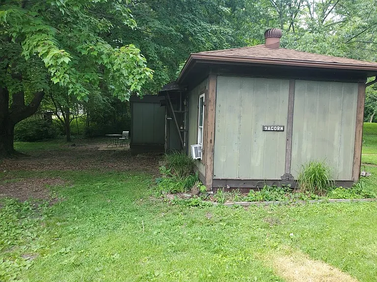 9 Acorn Ln — Photo 3