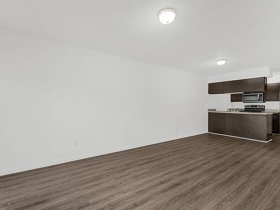 5th image of 2920 SE 53rd Ct APT B