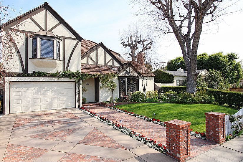 1st image of 4238 Riverton Ave