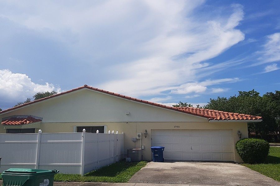 1st image of 1703 NW 192nd St