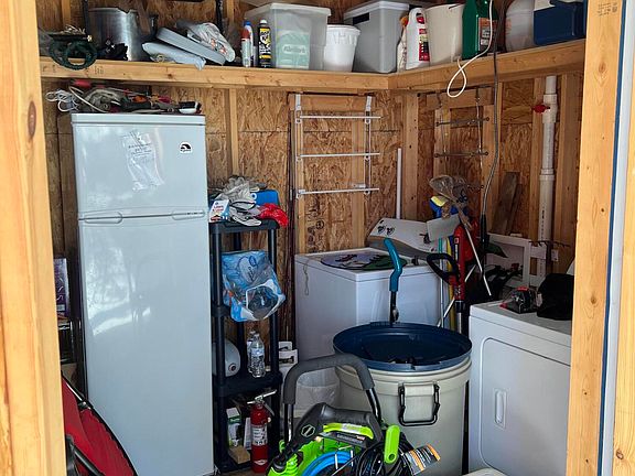 193 Highway 1383, Russell Springs, KY 42642 | MLS #22020312 | Zillow