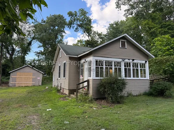 2301 Mount Olivet Rd, Kalamazoo, MI 49004