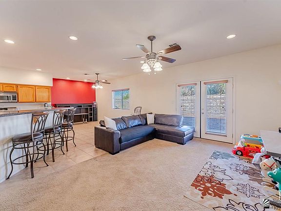 5th image of 10422 E 38th Pl