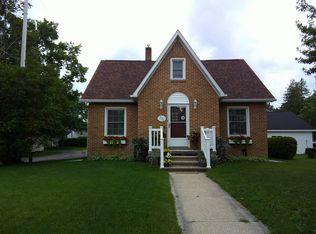 235 S 6th St, Rogers City, MI 49779