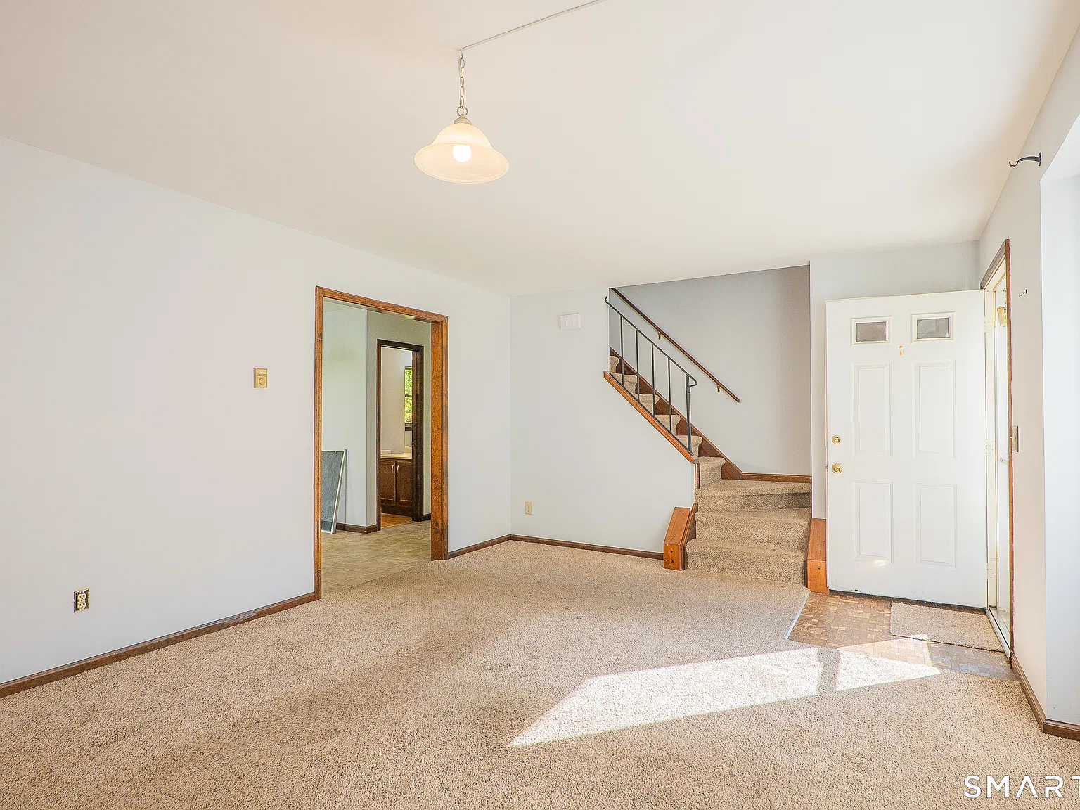 2 bed, 1.5 bath, 1088 sqft, $2,000 — Photo 2