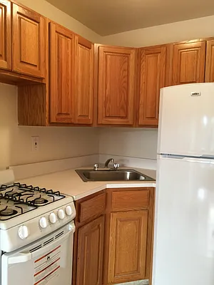 Rented by Keller Williams NYC | media 16