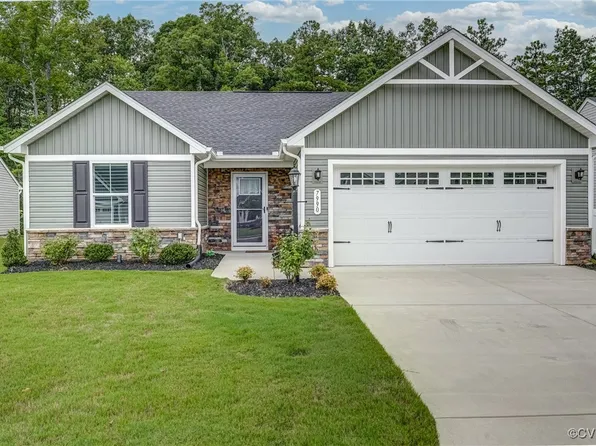 7990 W Danube Loop, New Kent, VA 23124