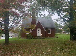 143 Sunbury St, Petrolia, PA 16050