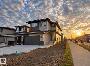 2 Elis Line, Spruce Grove, AB T7X4G8