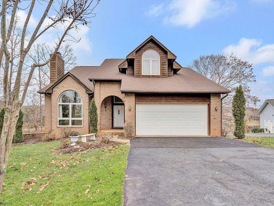 1st image of 225 Peninsula Dr