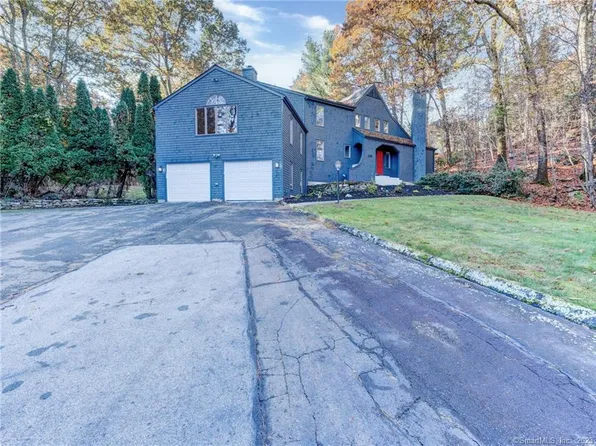 1200 Neipsic Road, Glastonbury, CT 06033