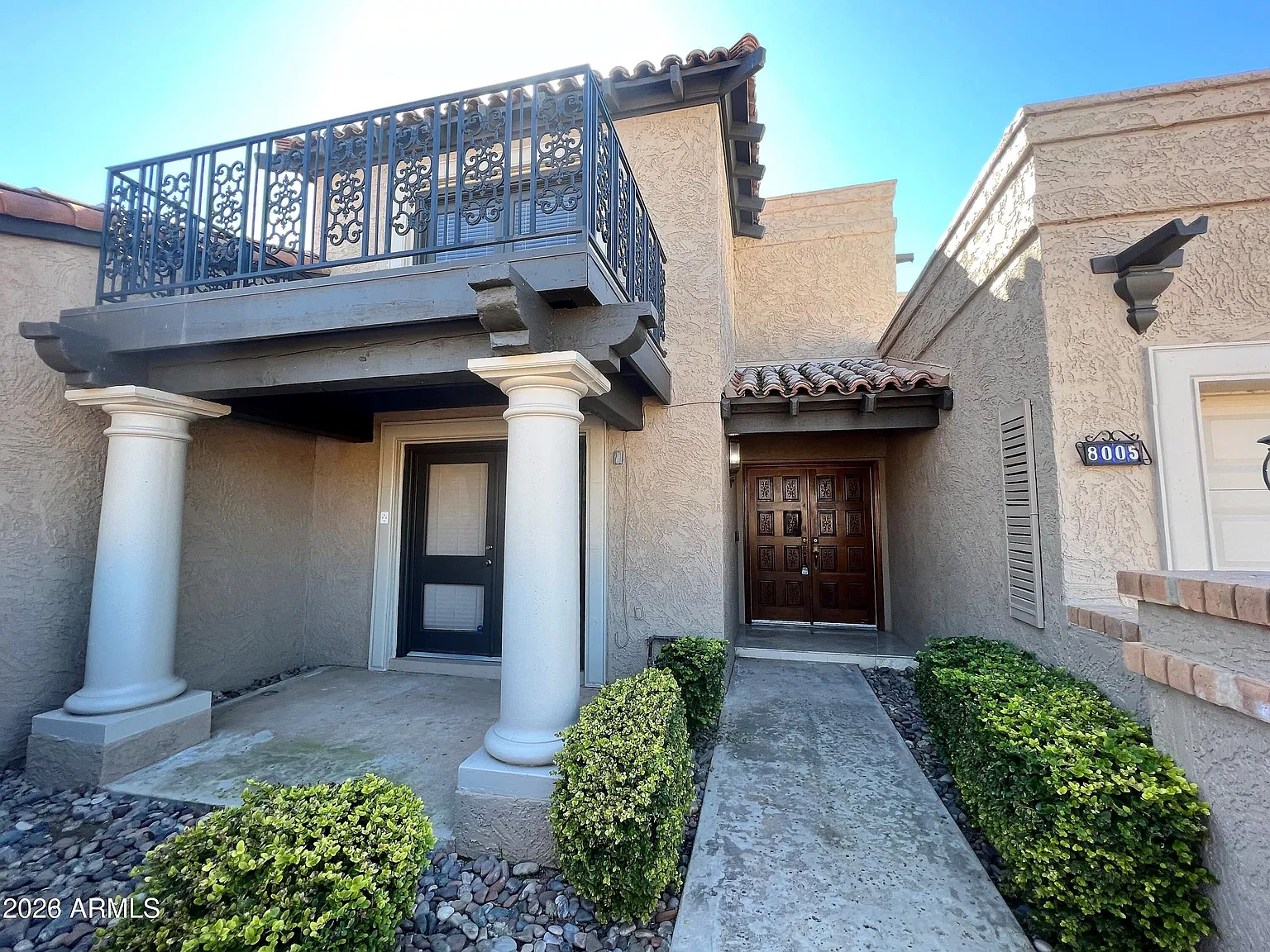 3 bed, 2.0 bath, 2046 sqft, $3,350 — Photo 4