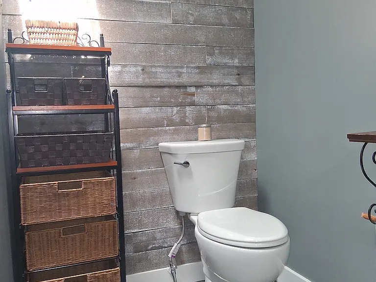 Second Floor Hall Way Full Bathroom