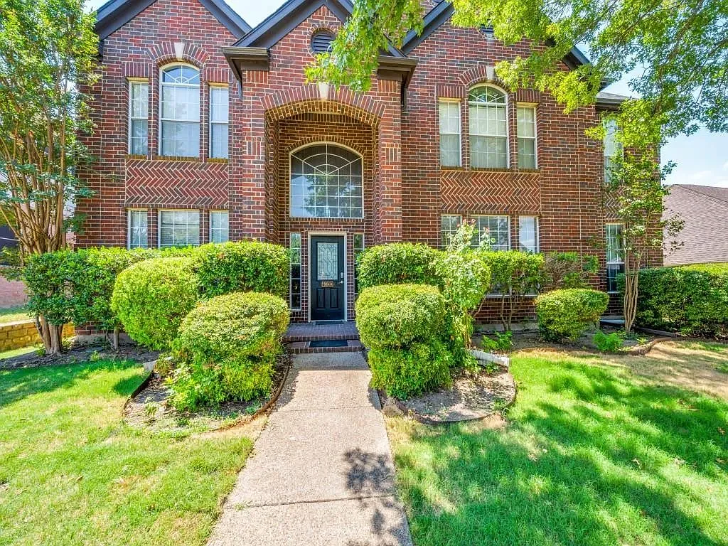 5 bed, 3146 sqft, $3,600 — Photo 1