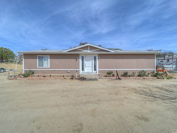 3rd image of 38600 Tamscott Dr