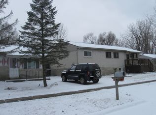 15164 Siebert St, Taylor, MI 48180