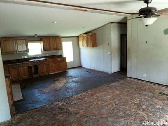2nd image of 15831 Skyline Dr