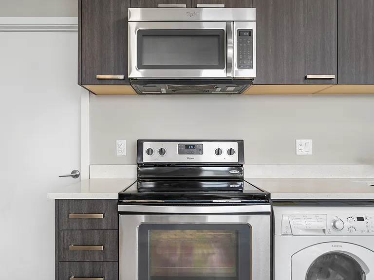 1716 Centre St S #218 — Photo 8